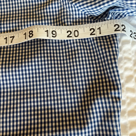 Banana Republic Gingham Button Up Shirt - Picture 5 of 7
